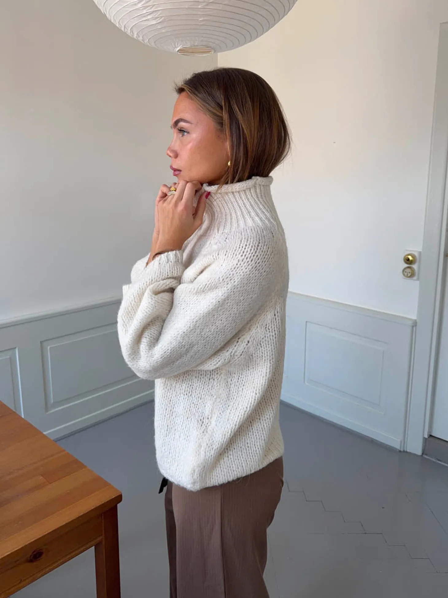 Aire striktrøje med turtleneck - Off white