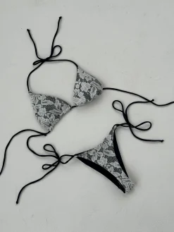 Amara blonde bikini - Navy/hvid