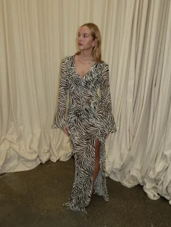 Amy kjole i zebraprint - Sort/hvid