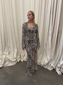 Amy kjole i zebraprint - Sort/hvid