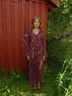 Amy kjole med blomster - Lilla/vinrød