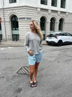 Andrea shorts med striber - Grøn/hvid
