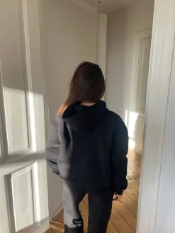 Anelise hoodie - Sort