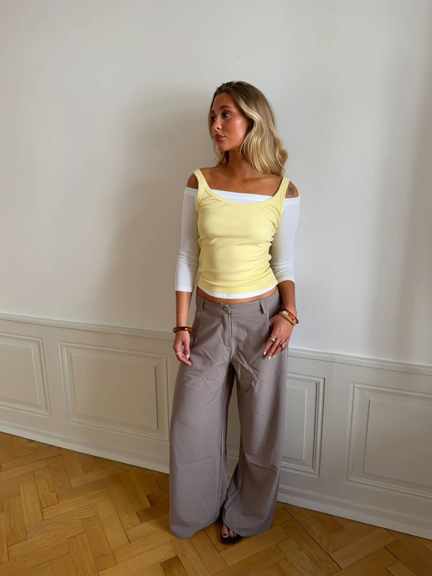 Anja suitbukser - Grå/beige