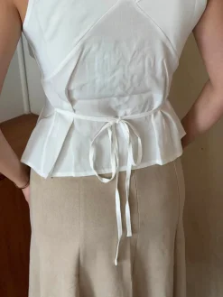 Bohima top med detaljer - Hvid
