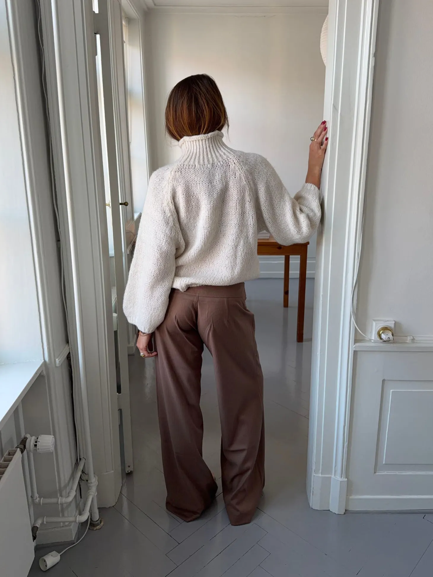 Buka bukser med bindebånd og striber - Brun