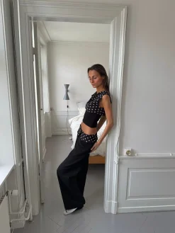 Calsia suitbukser med polkaprikker - Sort/hvid