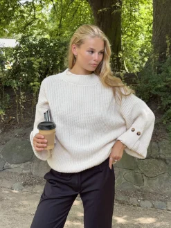 Carina strik med ærmedetalje - Beige