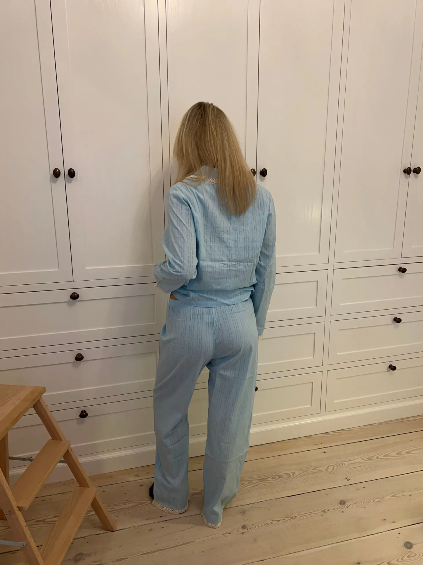 Carol pyjamassæt med blonder - Lyseblå