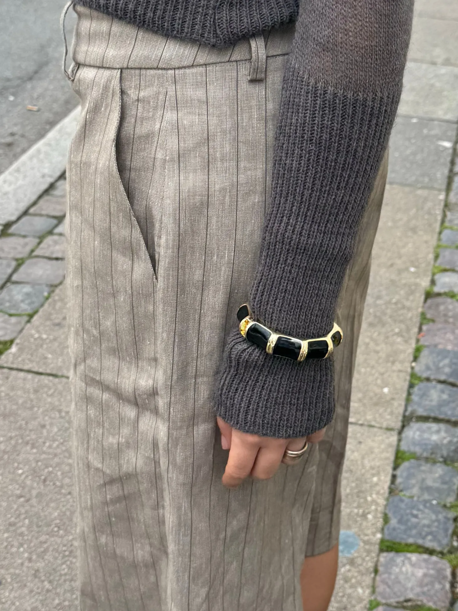 Ebony armbånd med striber - Sort/guld