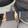 Eivora armbånd med striber - Blå nuancer/guld