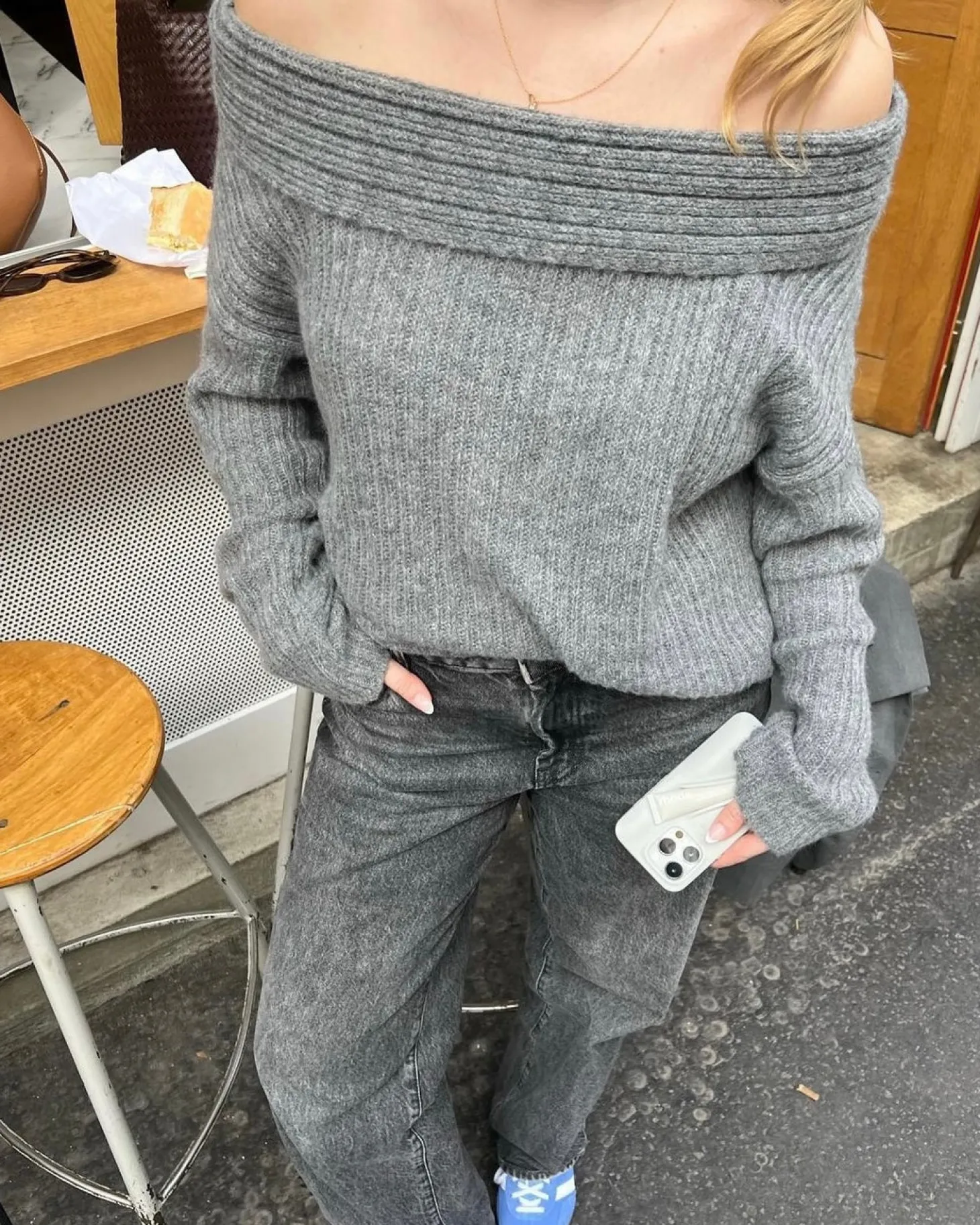 Elinor off shoulder strik - Grå