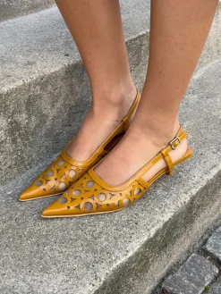 Embla kitten heels - Karrygul