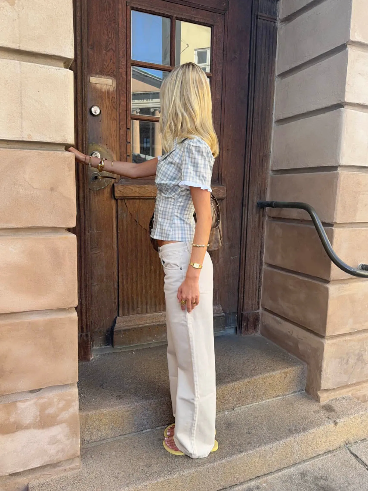 Emmaline lavtaljede jeans - Lys beige