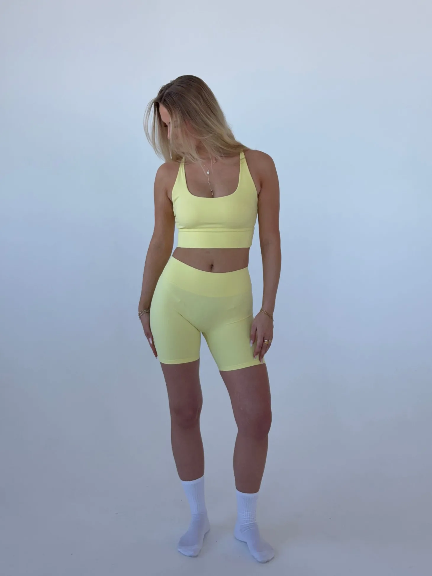 Essential shorts - Butter