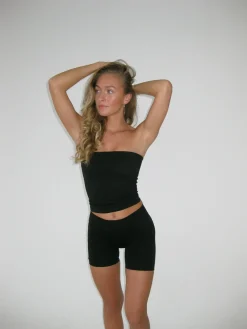 Essential shorts - Jet Black