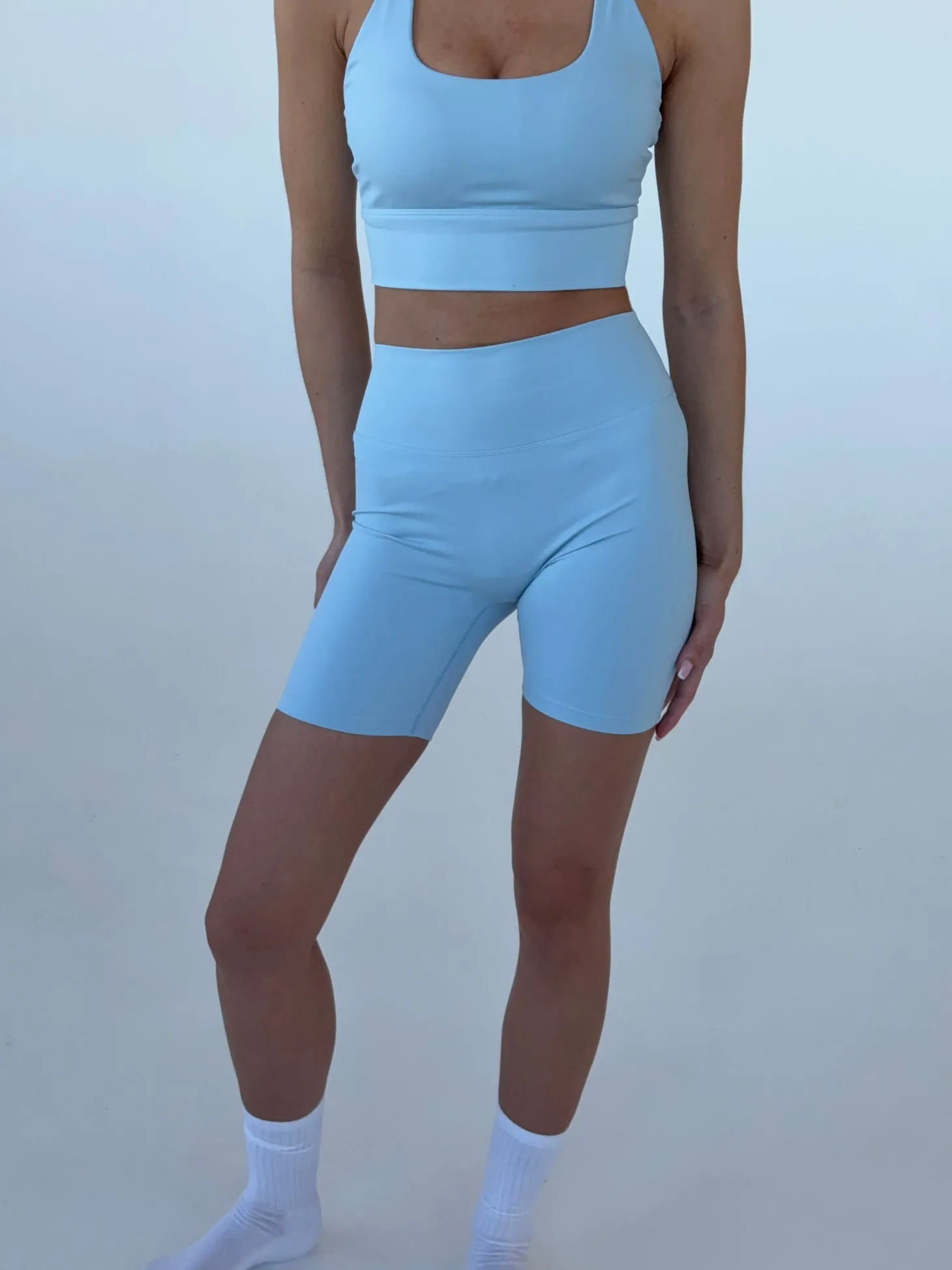 Essential shorts - Sky