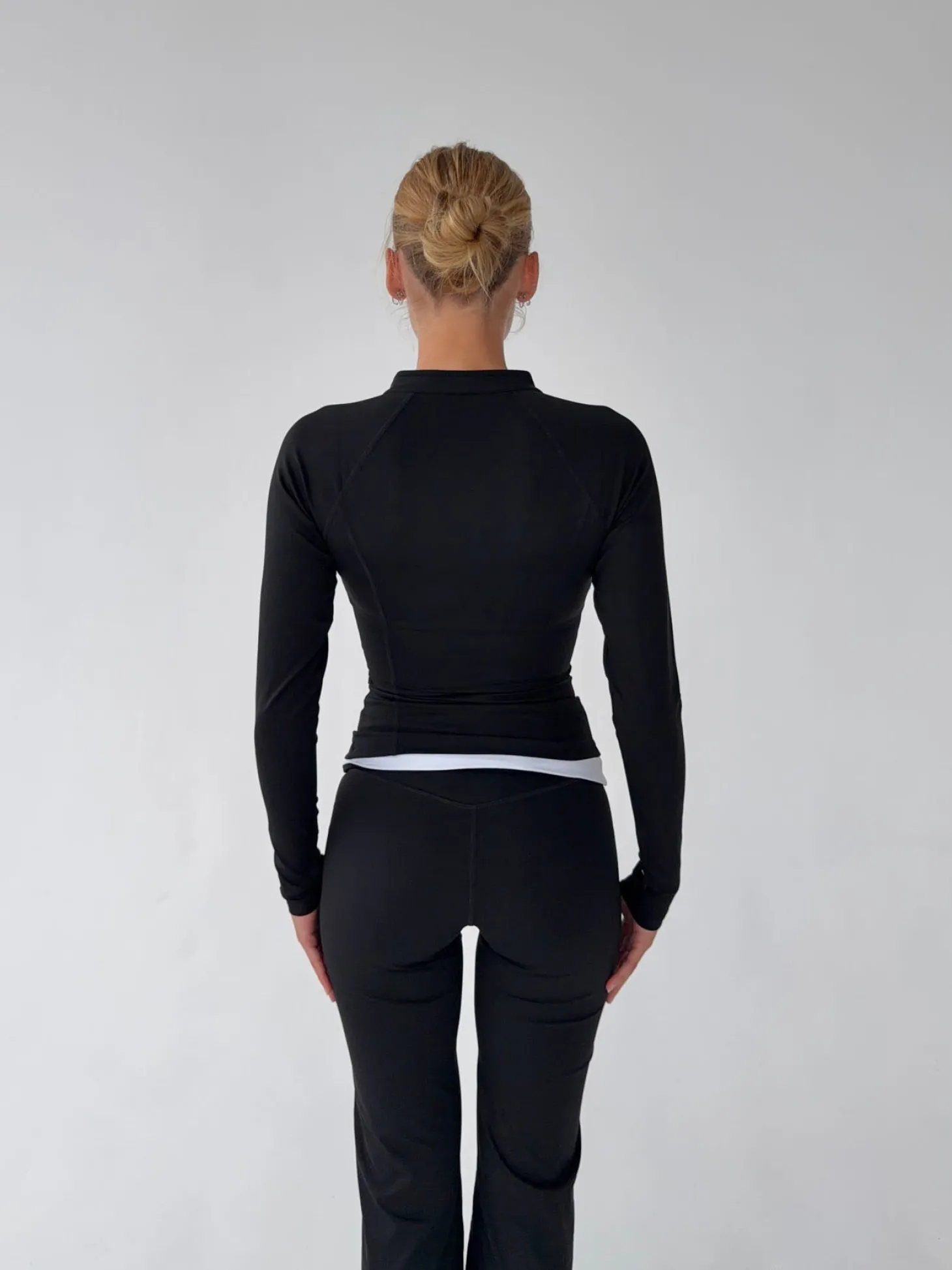 Essential zip up jakke - Jet black
