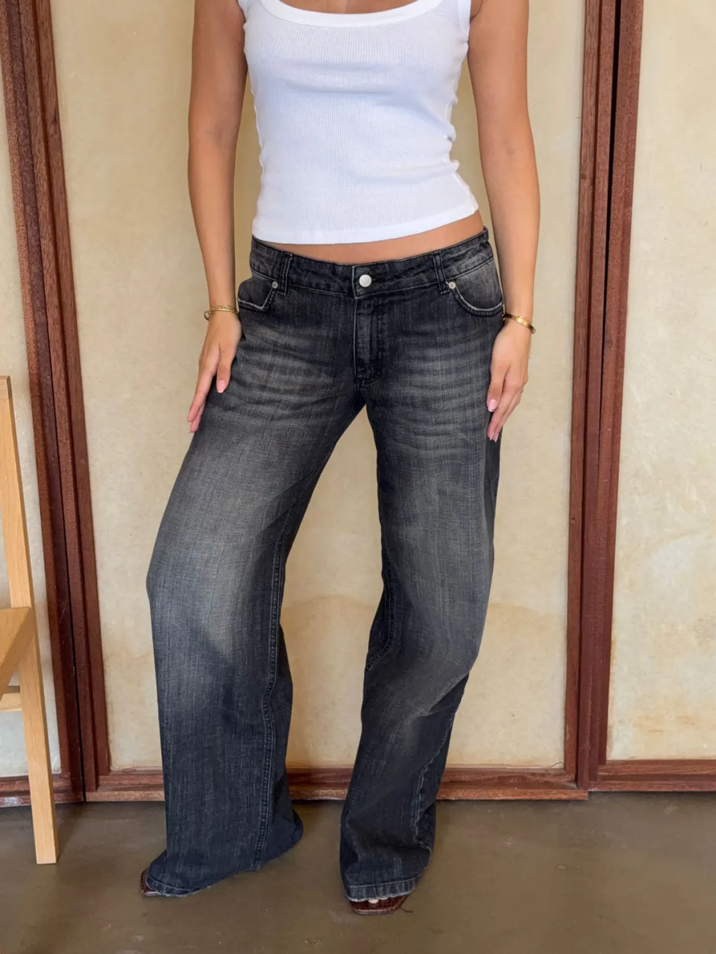 Floraline lavtaljede jeans - Grå denim
