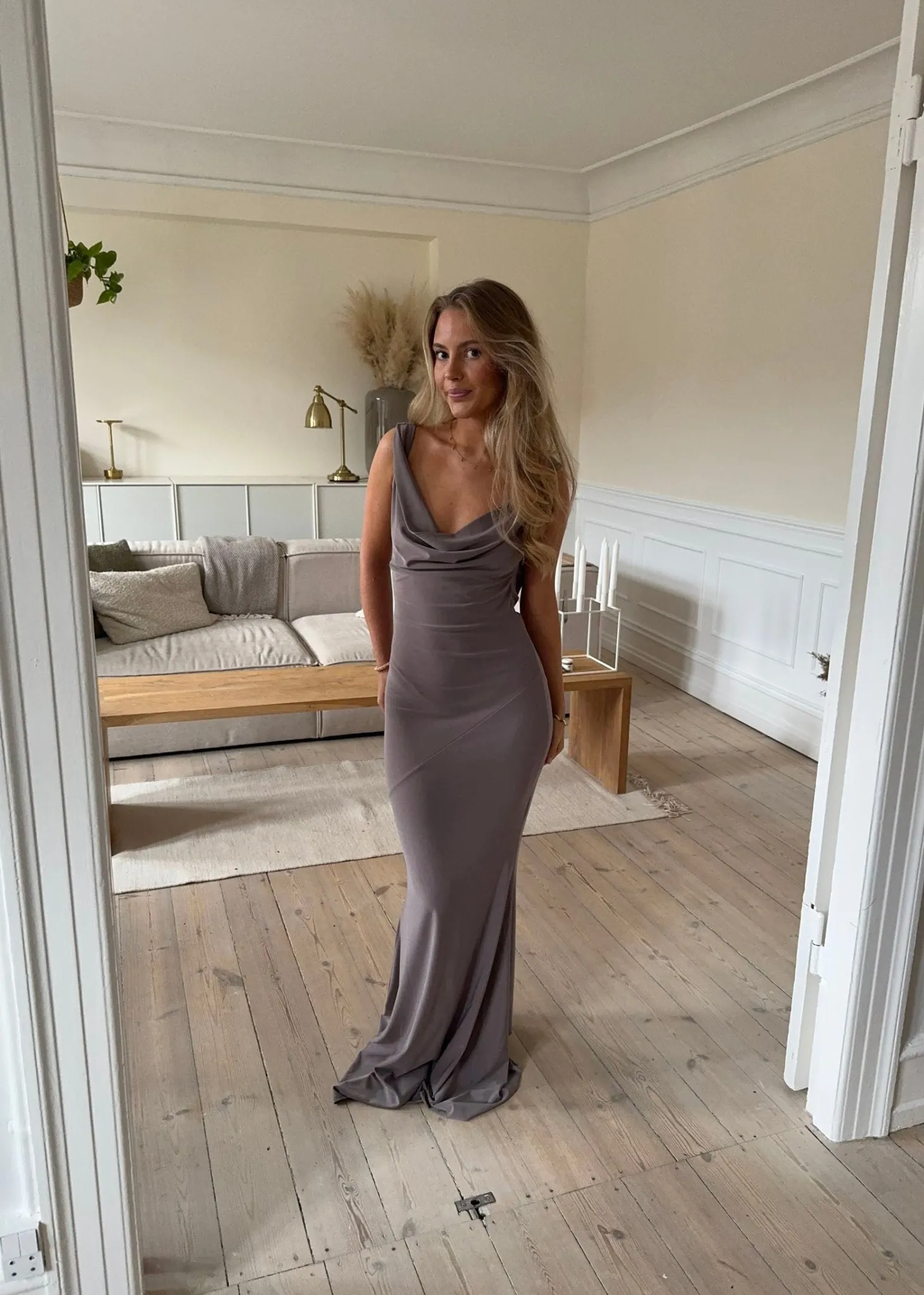 Flora maxikjole - Taupe