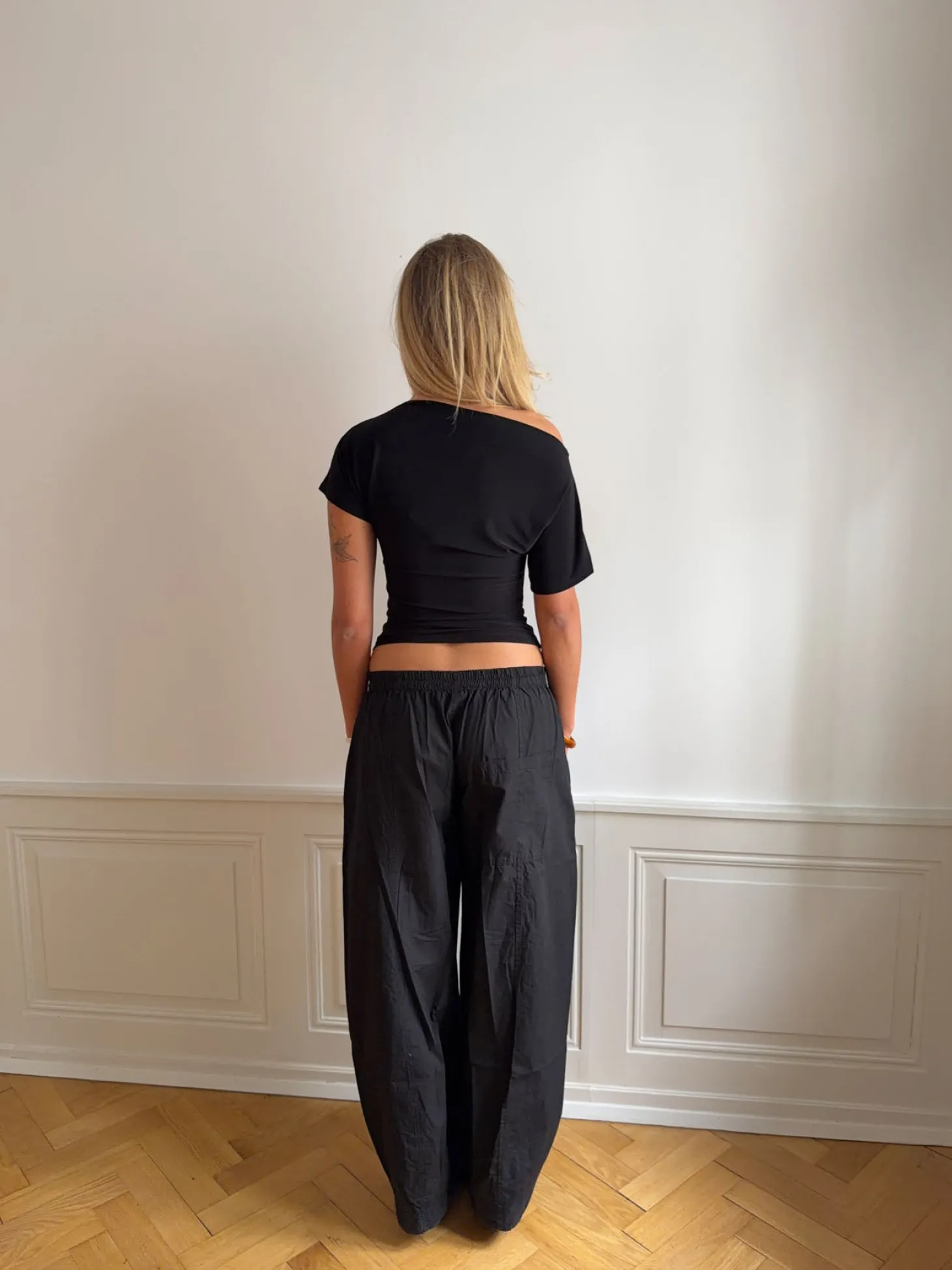 Florine figursyet t-shirt - Sort