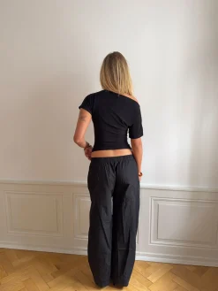Florine figursyet t-shirt - Sort