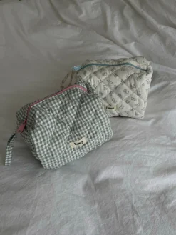 Honey lille toilettaske - Off white med bamser