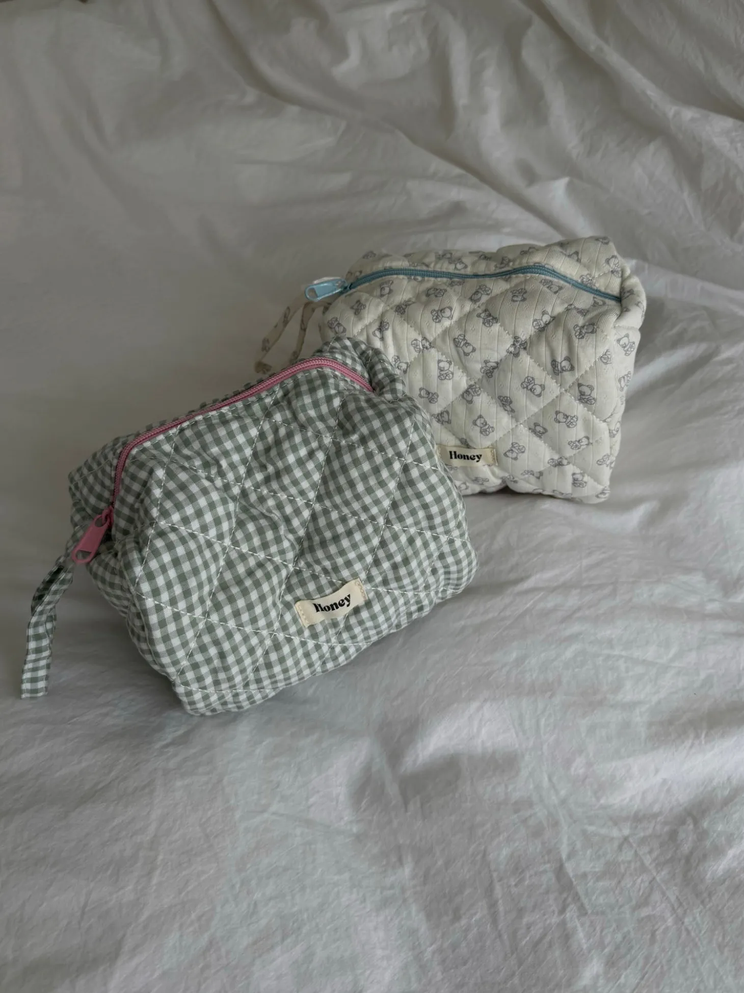 Honey lille toilettaske - Off white med bamser