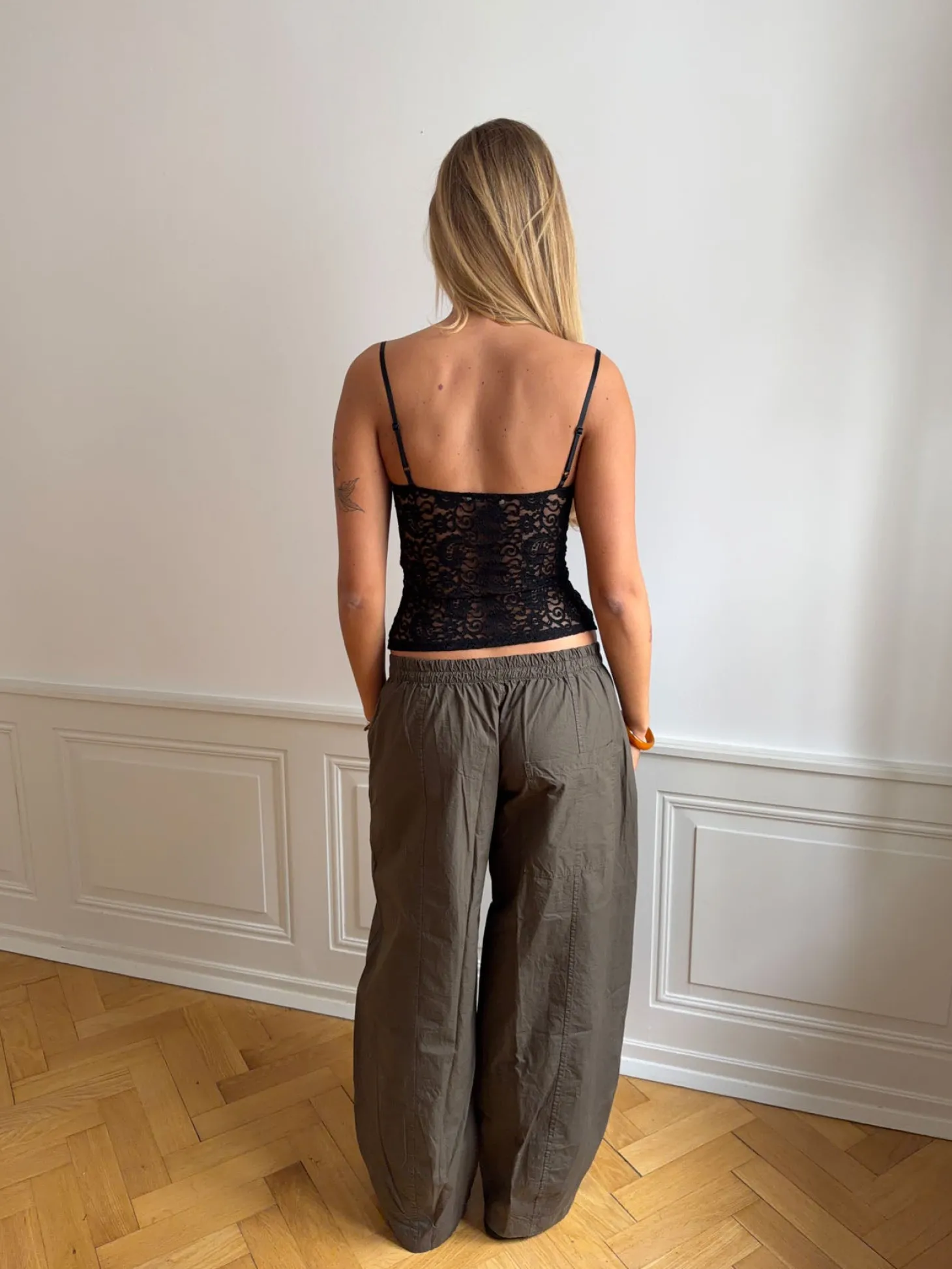 Jeselana top i blonde - Sort