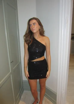 Jolie one shoulder top med pallietter - Sort