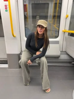 Kaia langærmet cashmere bluse - Sort
