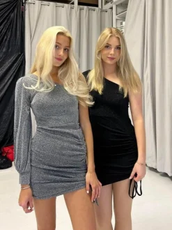 Kalina one shoulder-kjole - Sølvglitter