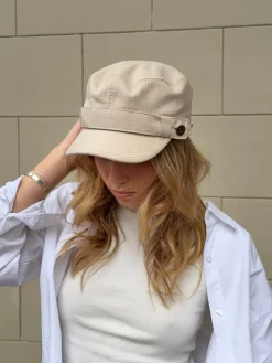 Kammi kasket med detaljer - Lys beige