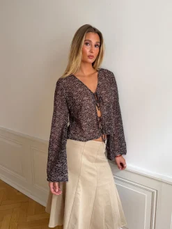 Kara bluse med bindebånd - Brun