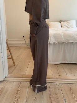 Katrine suitbukser med detaljer - Brun melange