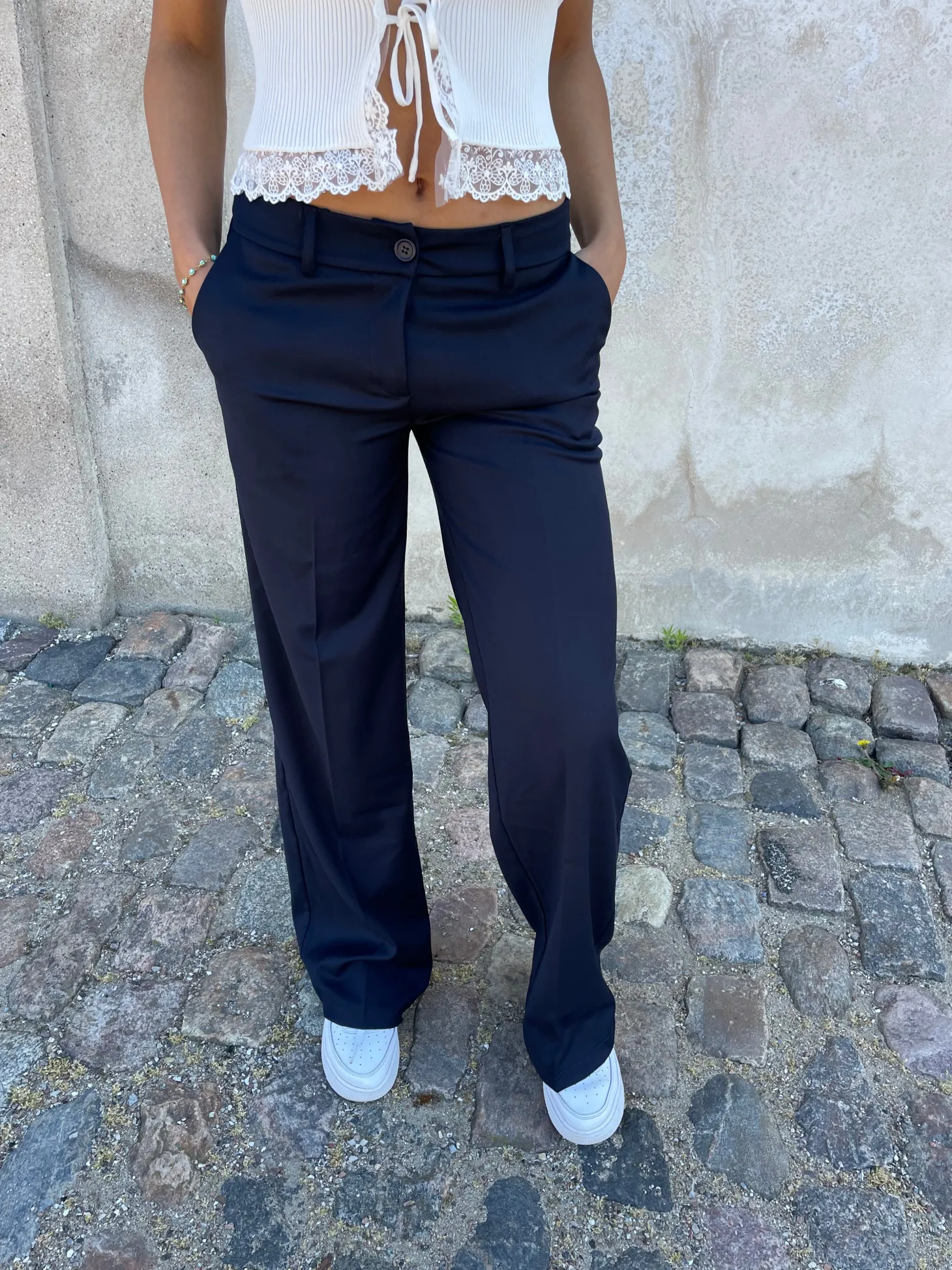 Kienna lavtaljede suitbukser - Navy