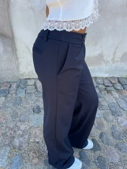 Kienna lavtaljede suitbukser - Navy