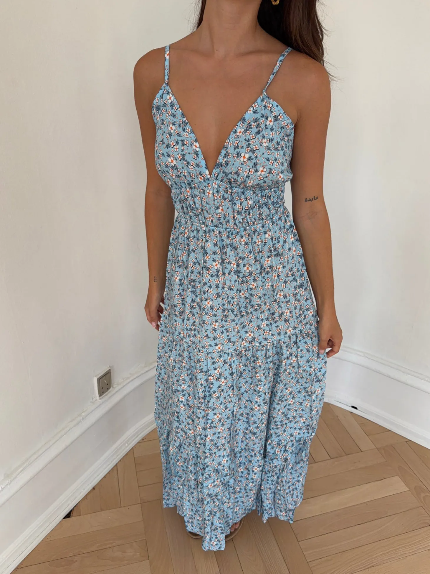 Kimora maxikjole med blomster - Blå