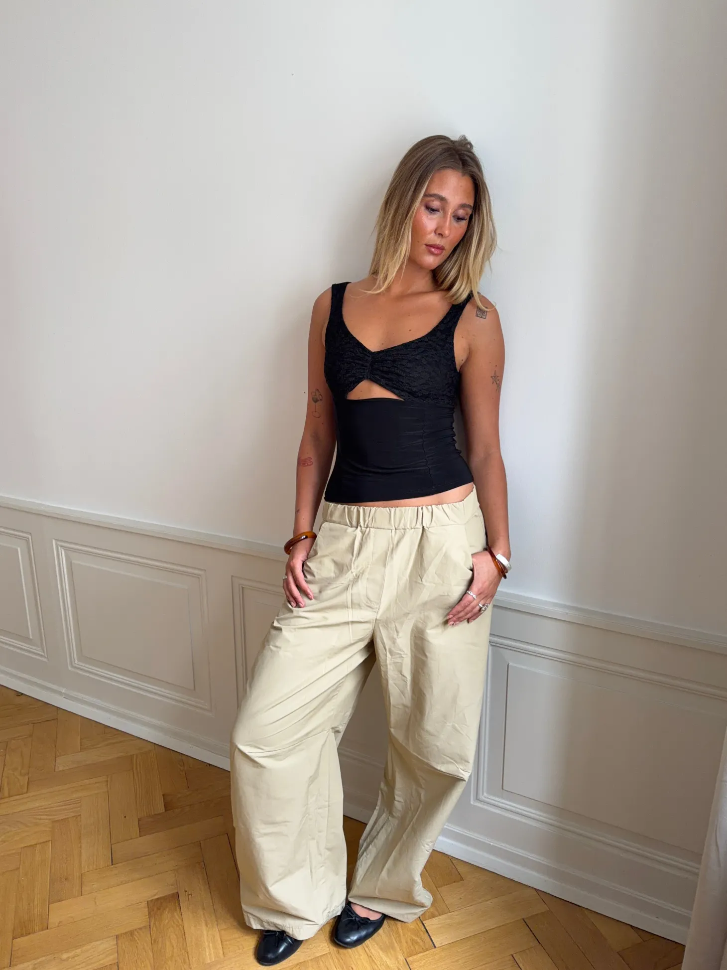 Lana top med blonder - Sort