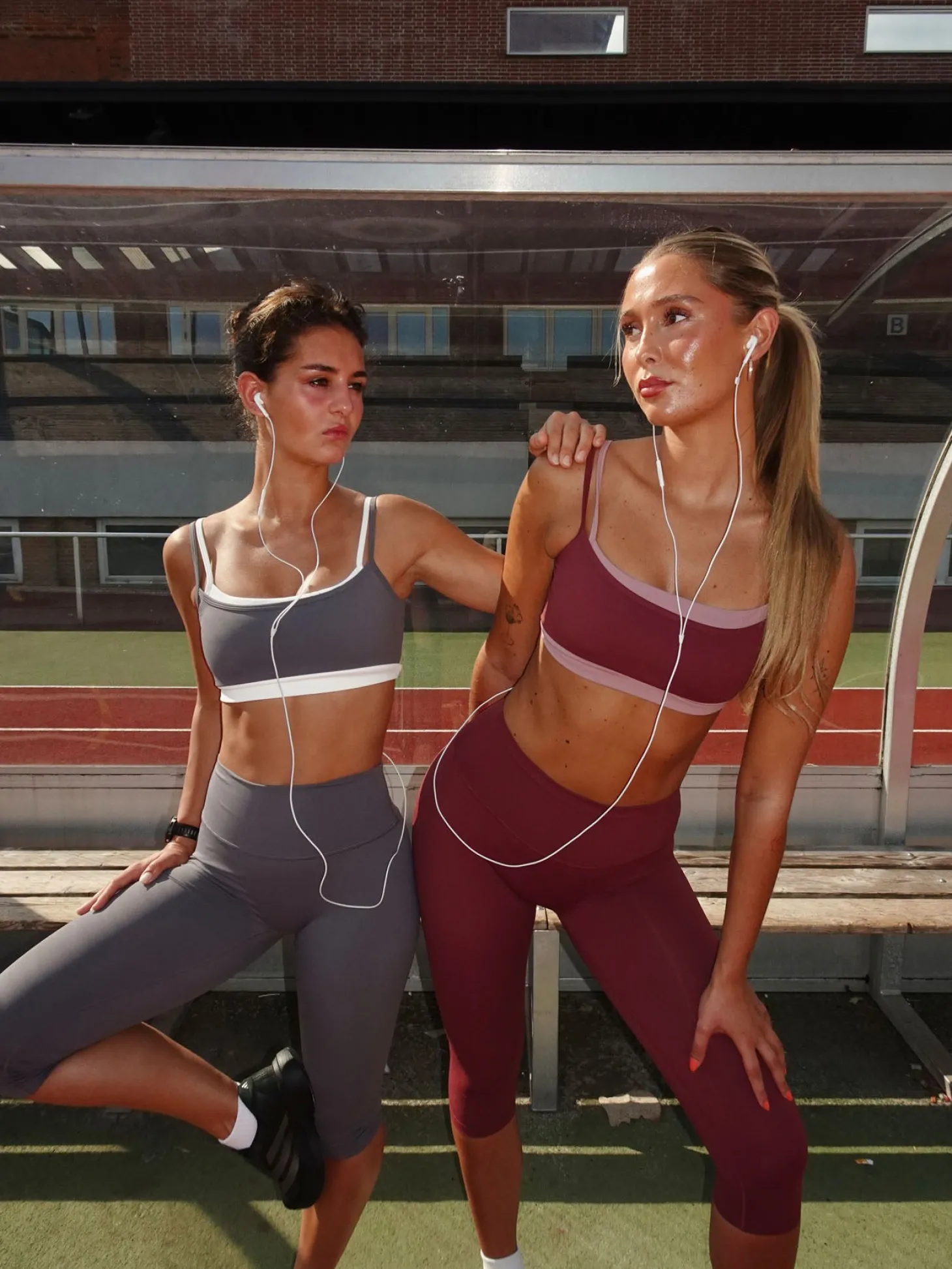 Layered sports bra - Berries