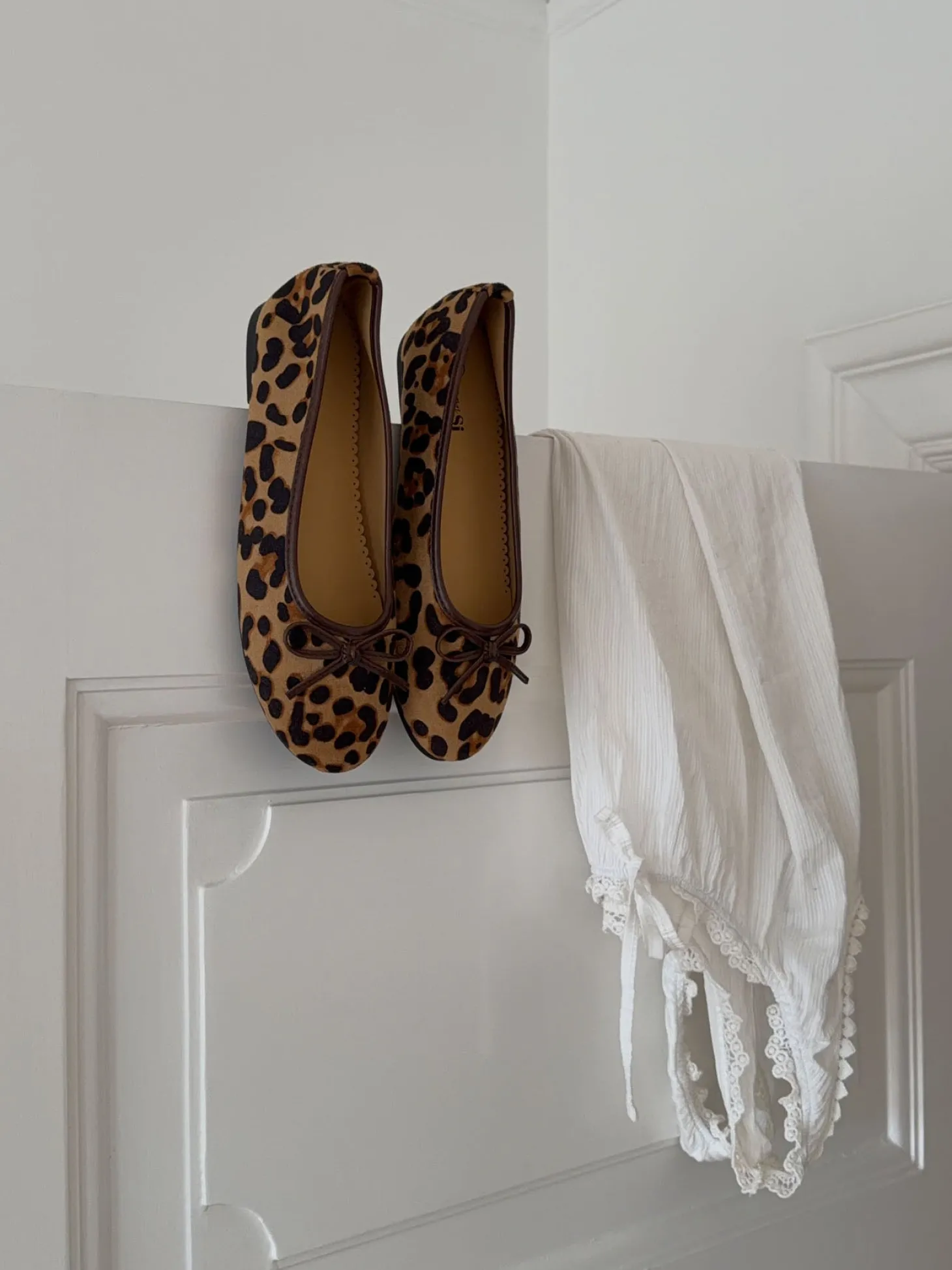 Leonia ballerina med leopard - Brun