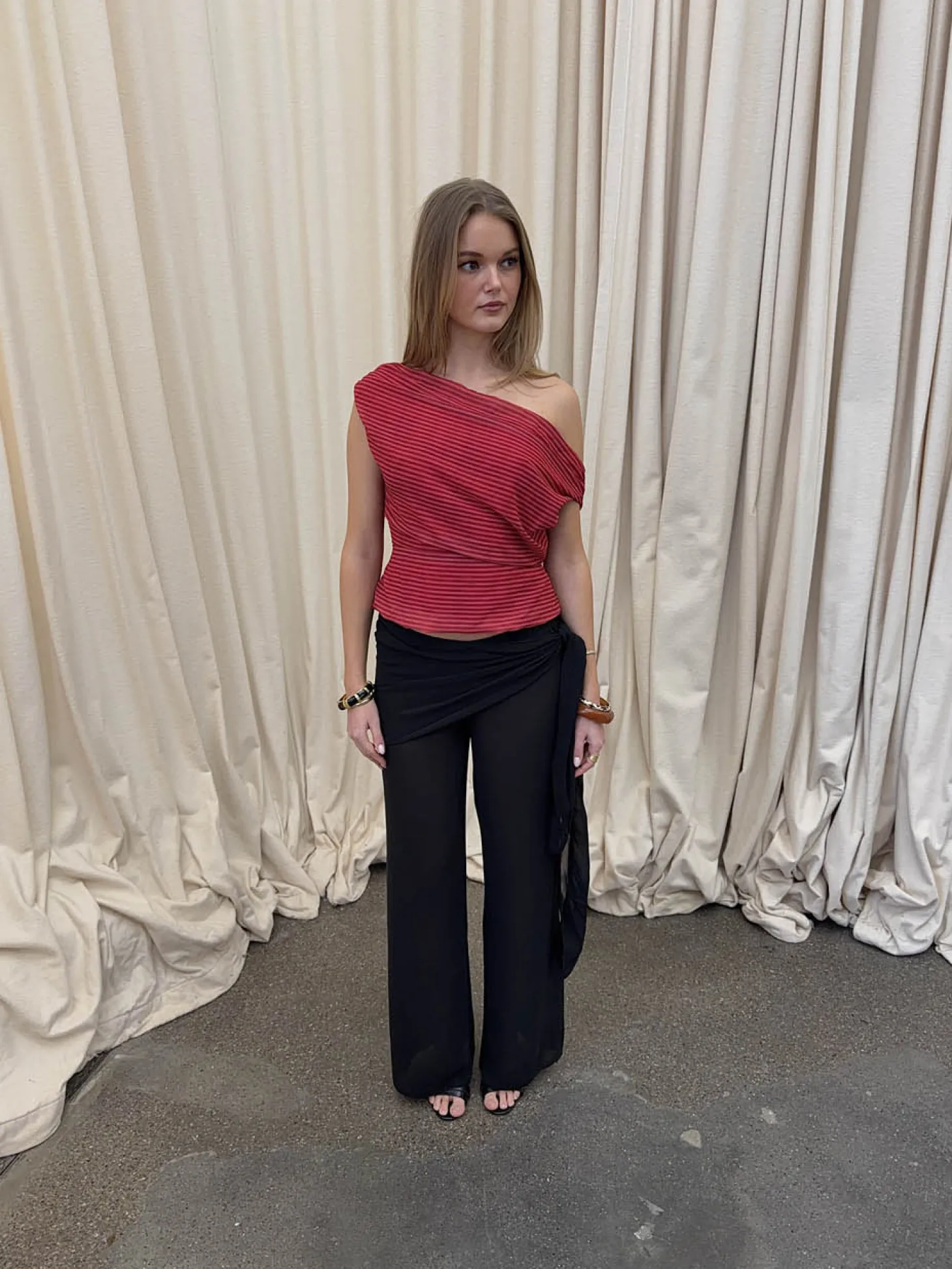 Lily top med striber - rød/bordeaux
