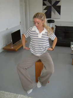 Line polo med striber - Hvid/beige/navy