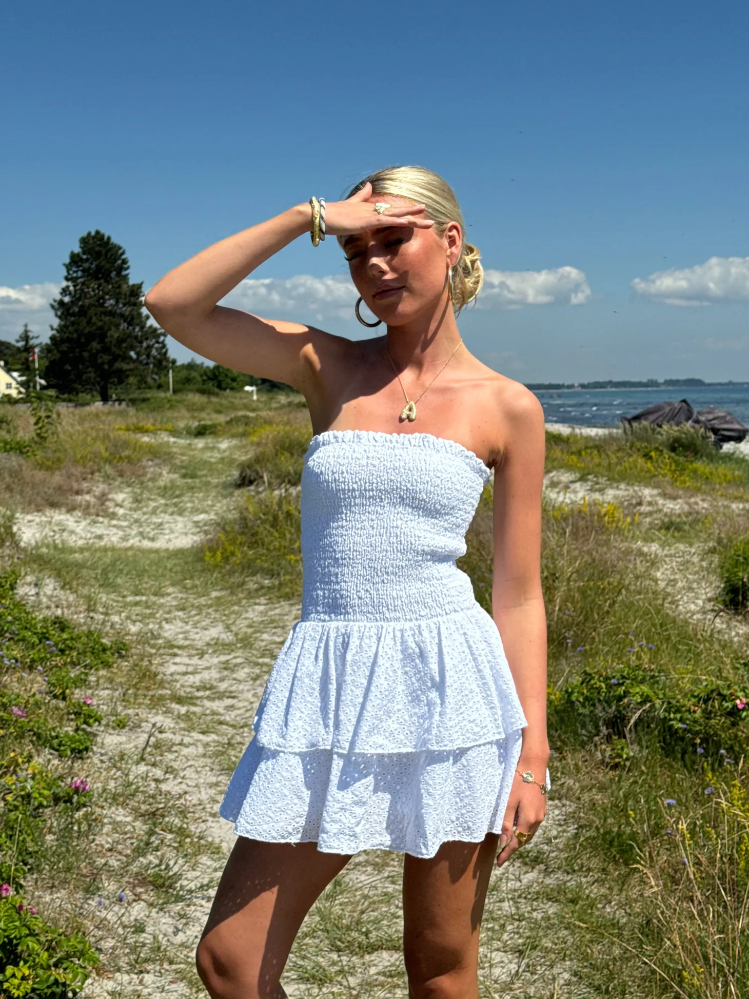 Lissy smockkjole - Hvid broderi