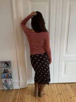 Lova figursyet striktrøje - Rosa