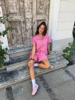 Luliana kortærmet skjorte med striber - Pink/hvid/sort