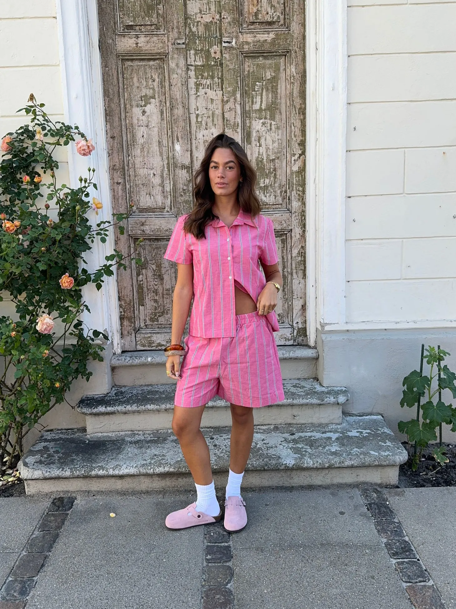Luliana kortærmet skjorte med striber - Pink/hvid/sort