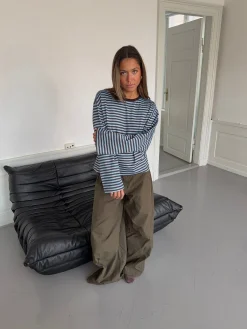 Lura bluse med striber - Blå/brun