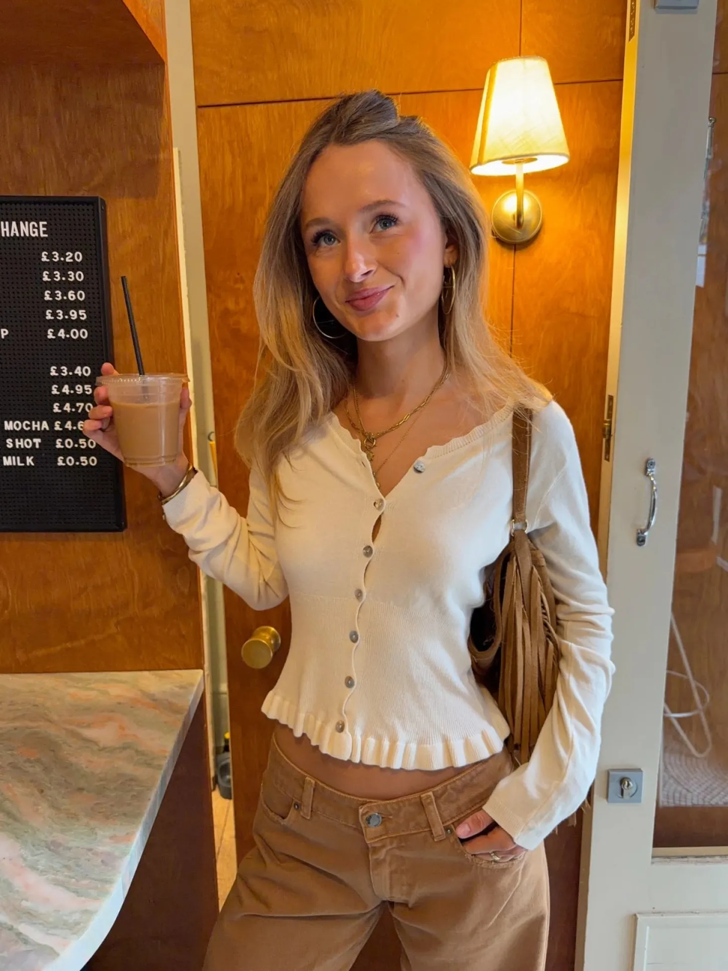 Malin Tomkins cardigan med flæser - Creme