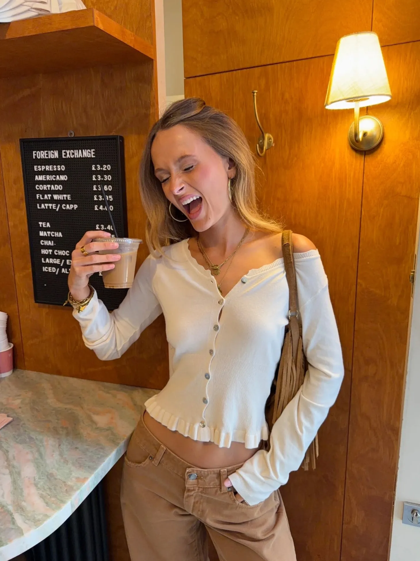 Malin Tomkins cardigan med flæser - Creme